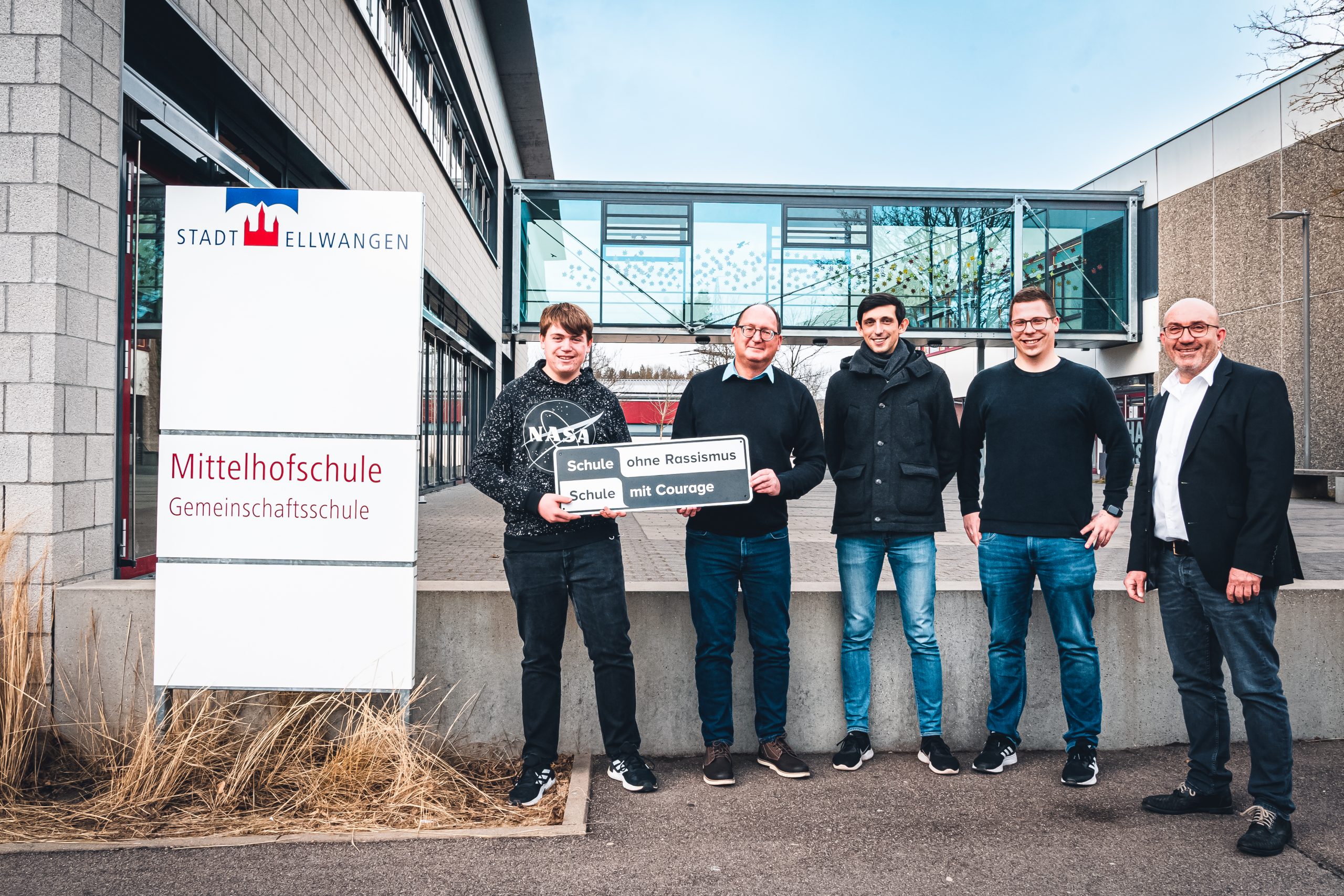 Mehr über den Artikel erfahren MHS als „Schule ohne Rassismus“ ausgezeichnet!