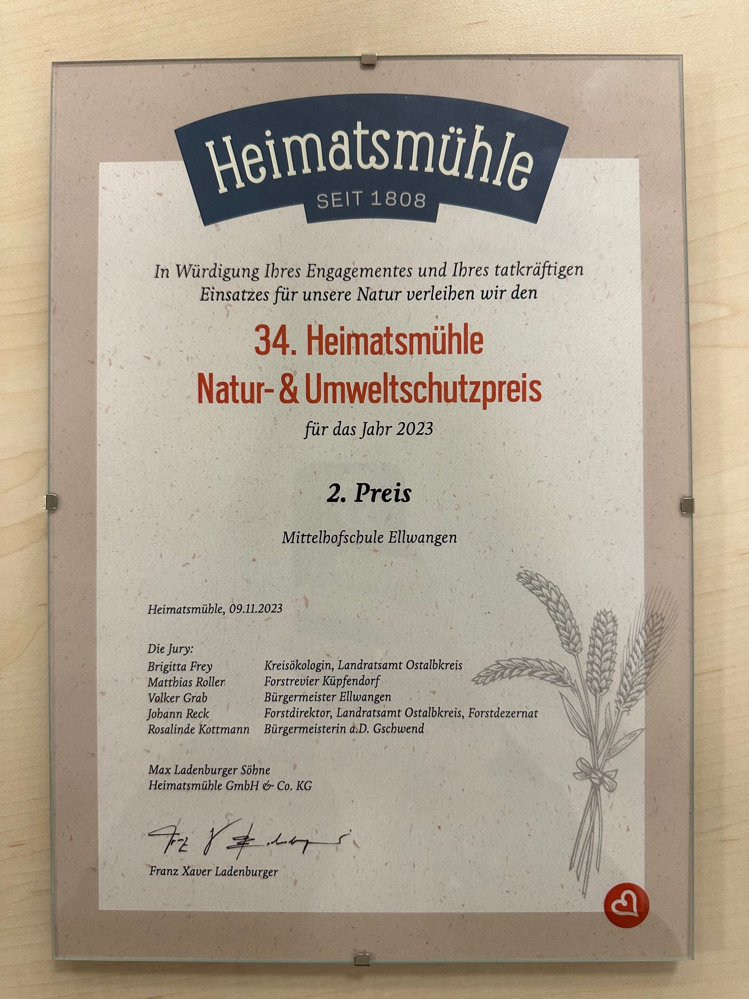 Mehr über den Artikel erfahren MHS gewinnt beim Natur- & Umweltschutzpreis der Heimatsmühle