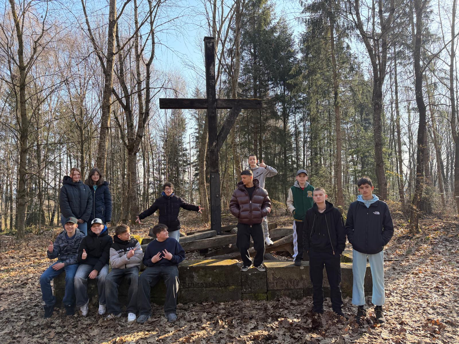 Mehr über den Artikel erfahren Auf den Spuren der Hexenverfolgung – die 7a am Galgenberg